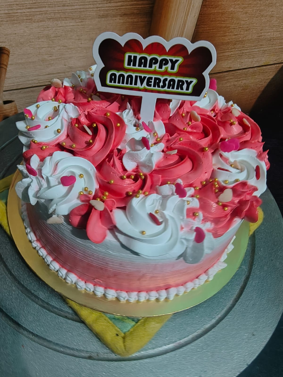 Happy anniversary floral cake
